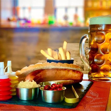 Hotel Crown&Anchor Woking Zewnętrze zdjęcie