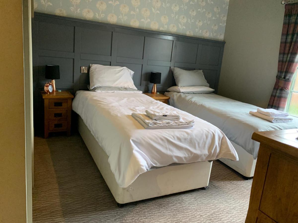 Hotel Crown&Anchor Woking Zewnętrze zdjęcie