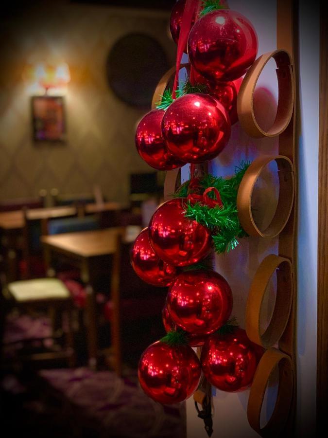 Hotel Crown&Anchor Woking Zewnętrze zdjęcie